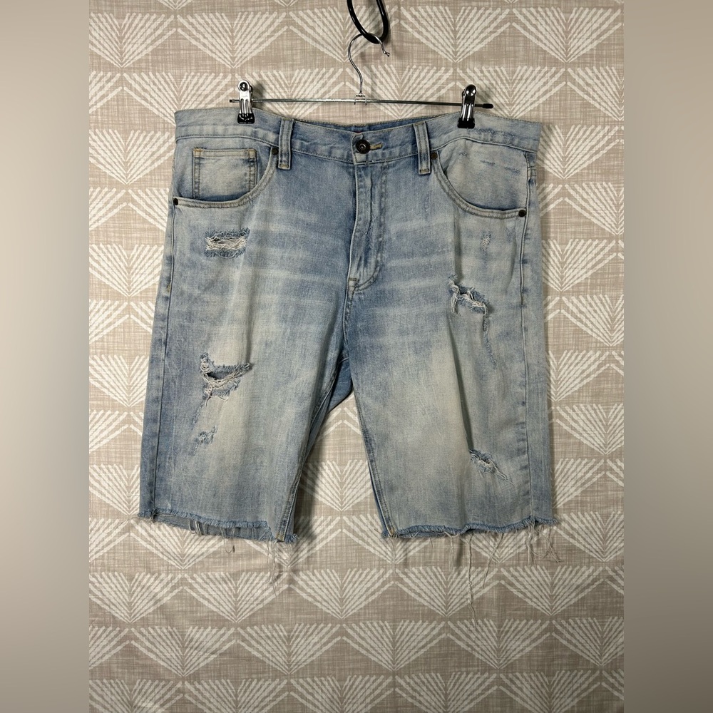 Guess Mens Distressed Jean Shorts Stone Washed Size 36